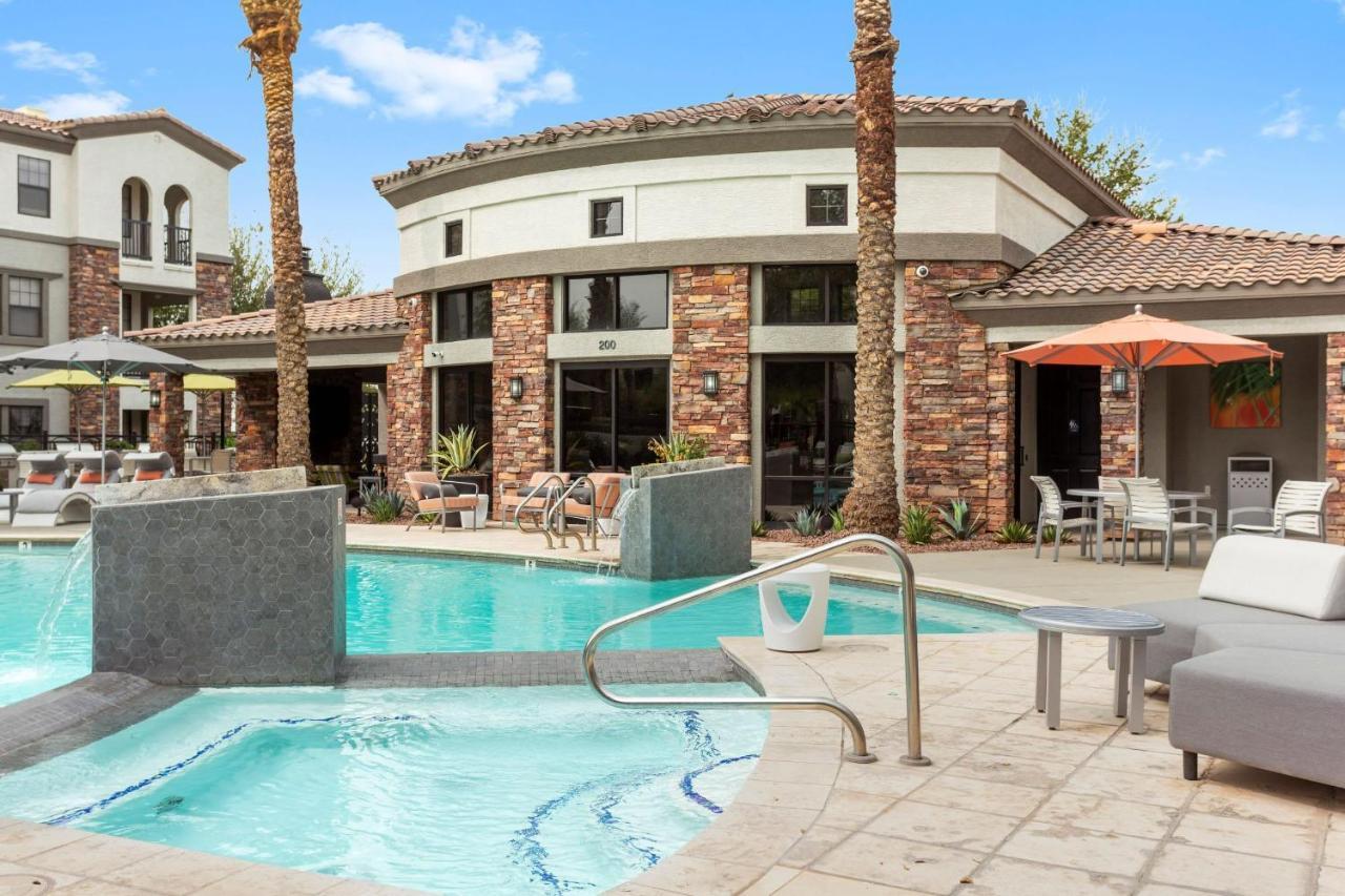 Cozysuites Glendale By The Stadium With Pool 03 Exteriér fotografie